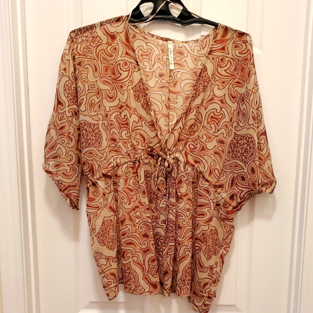 SALE Willow & Clay 🌻 Paisley Kimono Top Small